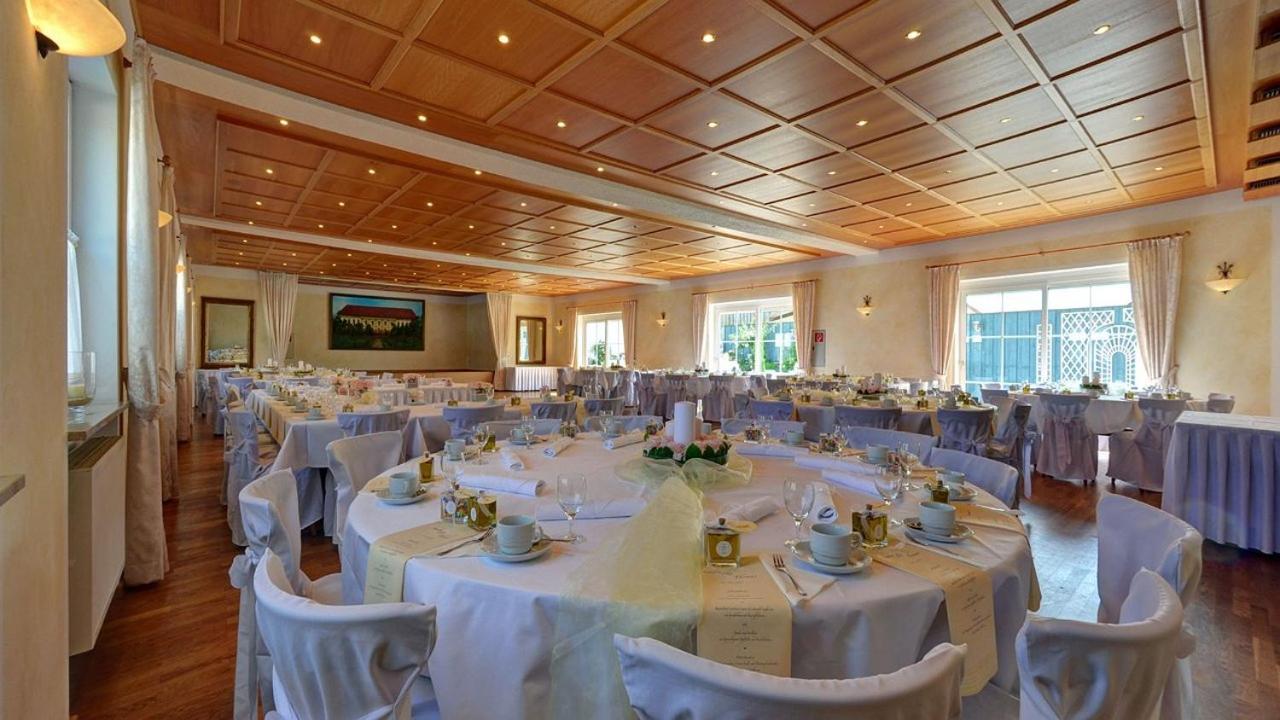 Pension Dorfstrasse 6 Stetten  ภายนอก รูปภาพ
