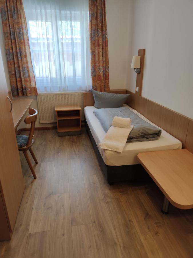 Pension Dorfstrasse 6 Stetten  ห้อง รูปภาพ